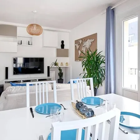 아파트 Beautiful Apartment, 70M2 Right In The City Center *